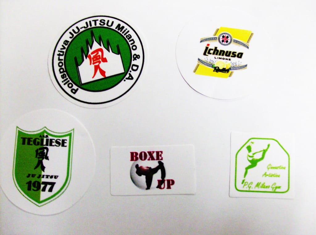 toppe ricamate personalizzate scudetti hd sublimati con logo toppe ricamate personalizzate scudetti hd sublimati