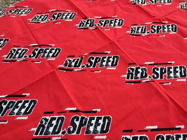 ingrandimento foulard red speed ingrandimento foulard red speed