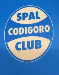 particolare del logo spal club codigoro sul cuscino da stadio particolare del logo spal club codigoro