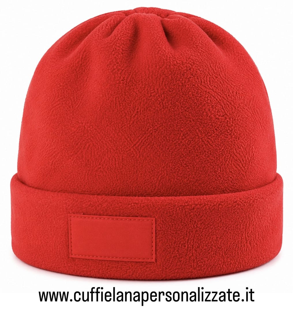 BERRETTI IN PILE PERSONALIZZATI targhetta colore rosso BERRETTI IN PILE PERSONALIZZATI targhetta rosso