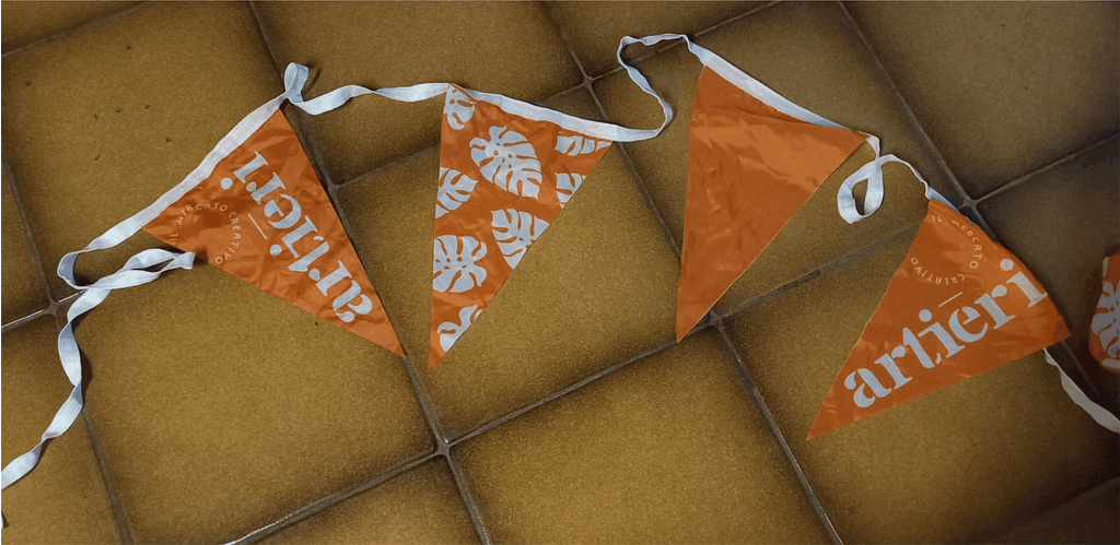 Ghirlanda Di Bandierine In Iuta Marrone 4,6 M - 18 Bandiere Triangolari Per Decorazioni Rustiche, Festa Autunno