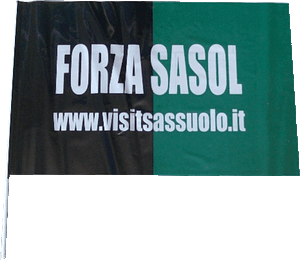 La bandierina realizzata per il Sassuolo Calcio nei colori nero verdi con scritte bianche centrali.