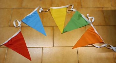36 bandierine in tessuto multicolore a triangolo, bandierine per bandierine per festeggiare, festoni per casa, compleanno, feste, giardino, attività indoor e outdoor, 67 m