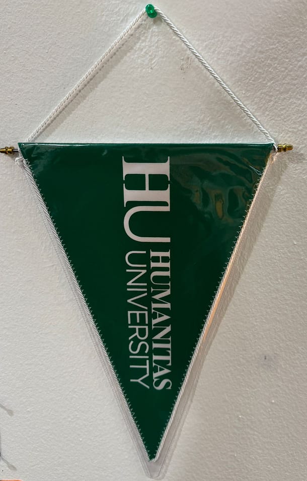 gagliardetto senza frangia Humanitas University personalizzato gagliardetto senza frangia Humanitas University