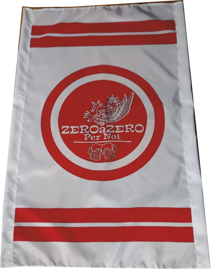 Bandiera a due aste Gruppo Zero a Zero Perugia Bandiera a due aste Gruppo Zero a Zero