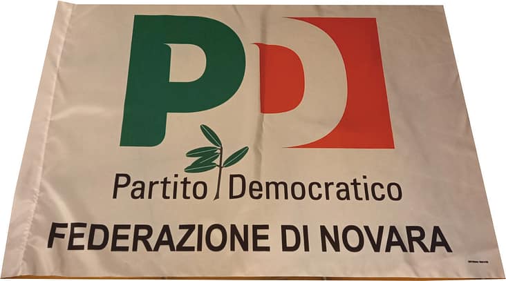 bandiera pd Novara personalizzata bandiera pd Novara