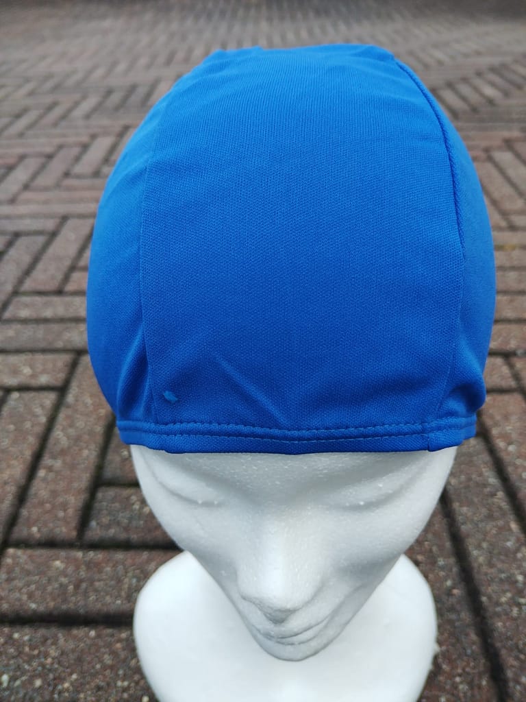 cuffia piscina bambino ravvicinata colore blu royal cuffia piscina bambino ravvicinata blu royal