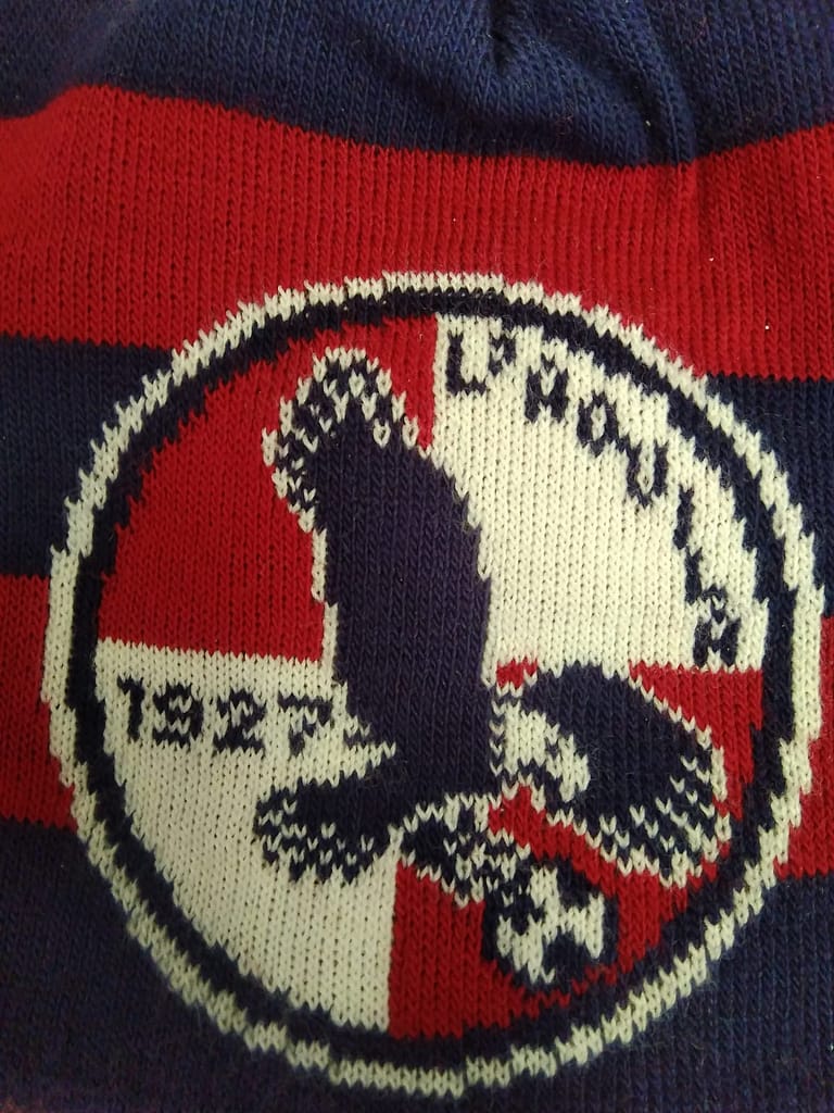 particolare cuffia aquila calcio particolare cuffia aquila calcio
