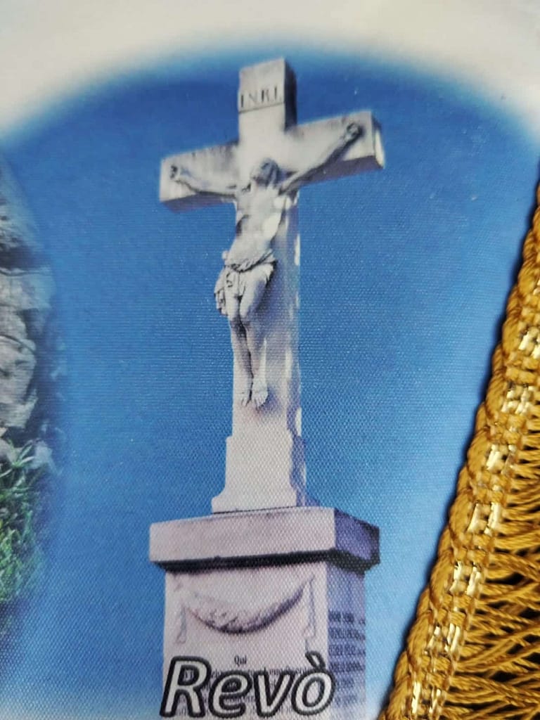 particolare croce Gagliardetto con foto personalizzato Alpini particolare croce Gagliardetto con foto Alpini