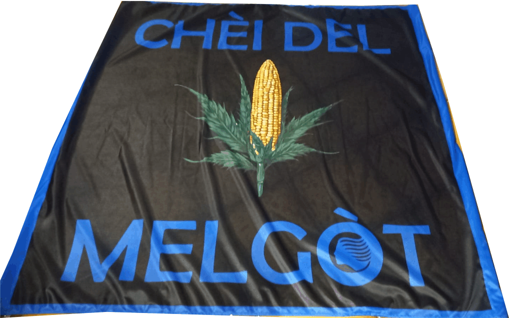 STENDARDI a due aste personalizzati chei del Melgot STENDARDI a 2 ASTE chei del Melgot